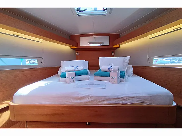 Dufour 430 Grand Large - [Internal image]