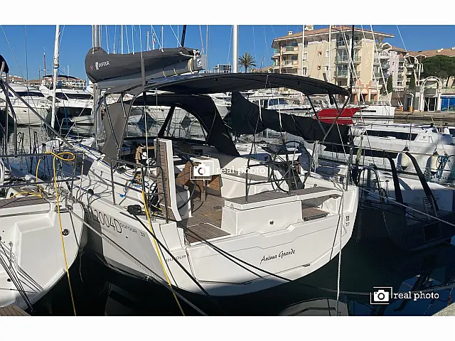 Dufour 37 - [External image]