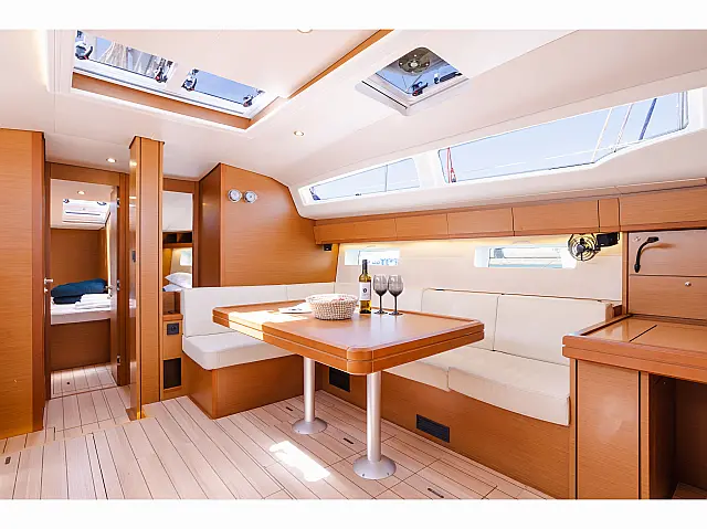 Jeanneau 54 - [Internal image]