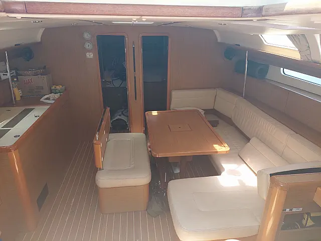 Sun Odyssey 49i - [Internal image]