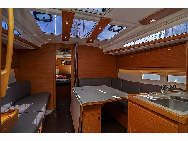 Dufour 390 Grand Large - [Internal image]