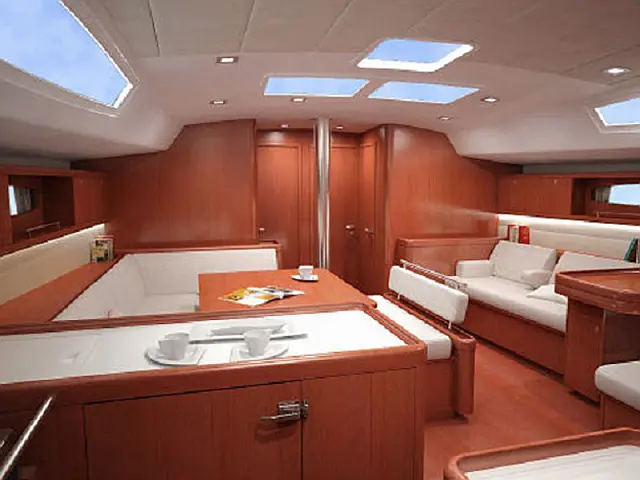 Oceanis 54 - [Internal image]