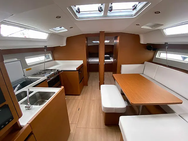 Sun Odyssey 490 - [Internal image]