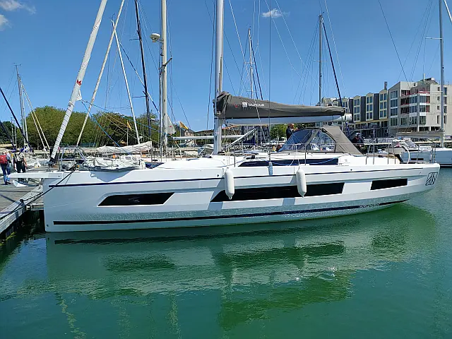 Dufour 41 - [External image]