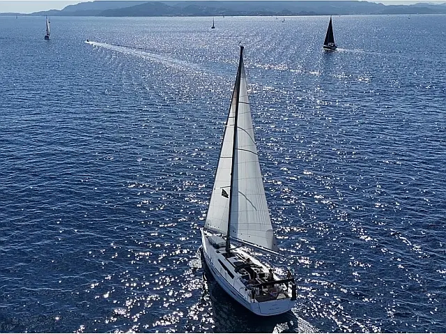 Dufour 460 Grand Large 5Cab - [External image]