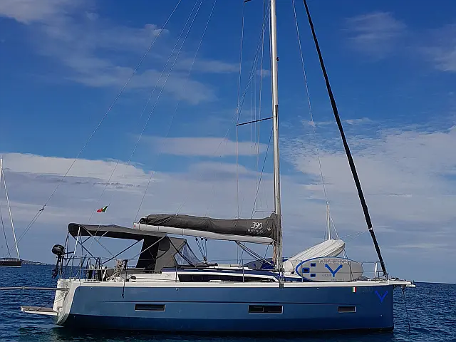 Dufour 390 Grand Large - [External image]