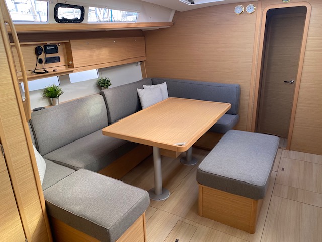 Dufour 460 Grand Large (4cab/4wc) - [Internal image]