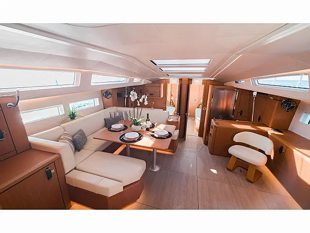 Jeanneau 60 (Skipper obligatory) - [Internal image]