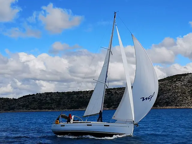 Oceanis 45 - [External image]