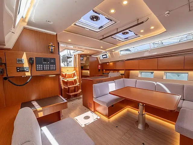 Bavaria C45  - [Internal image]