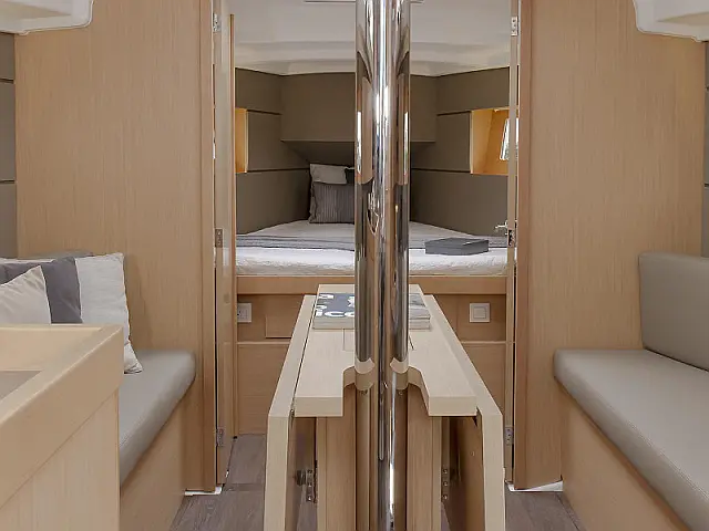 Oceanis 35.1 - [Internal image]
