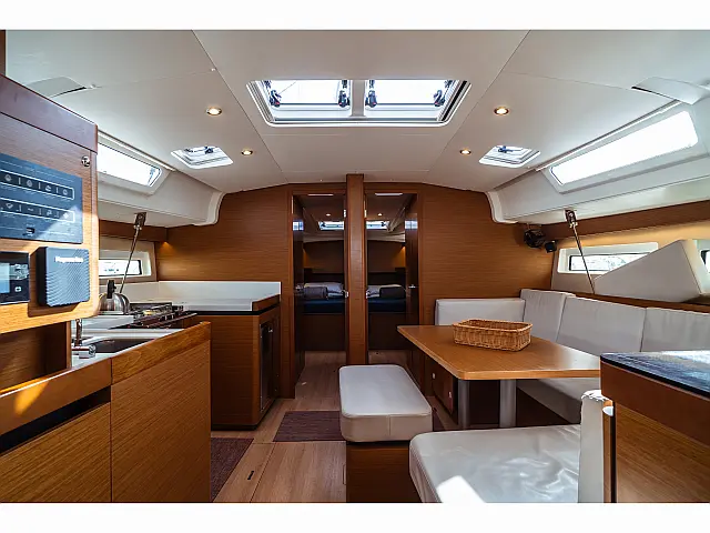 Sun Odyssey 490 - [Internal image]