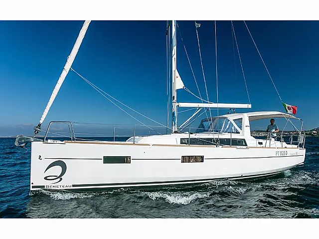 Oceanis 38 - [External image]