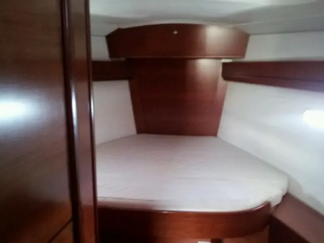 Dufour 405 - [Internal image]