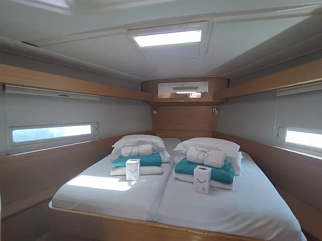 Dufour 530 Owner's Version - [Internal image]