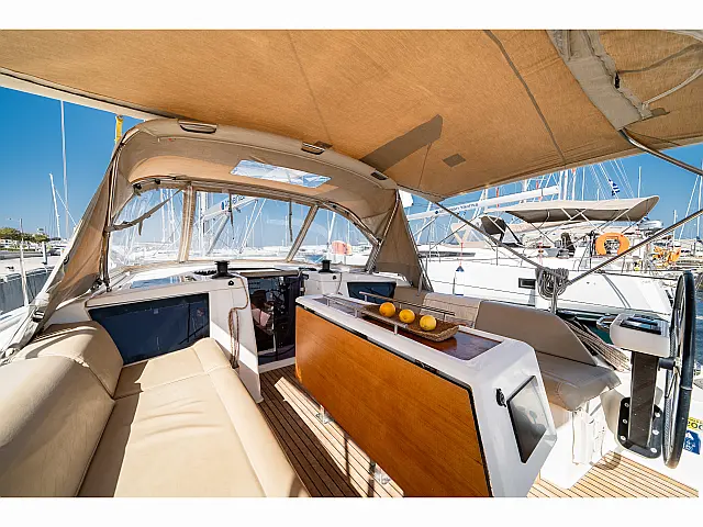 Dufour 390 Grand Large - [External image]