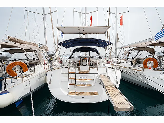 Jeanneau 53 (6 cab) - [External image]