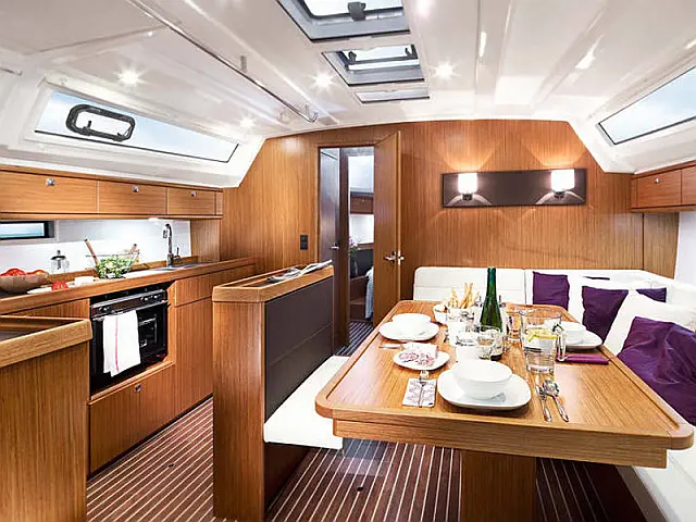 Bavaria Cruiser 46 - [Internal image]