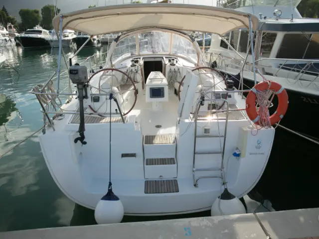 Oceanis 43 - [External image]