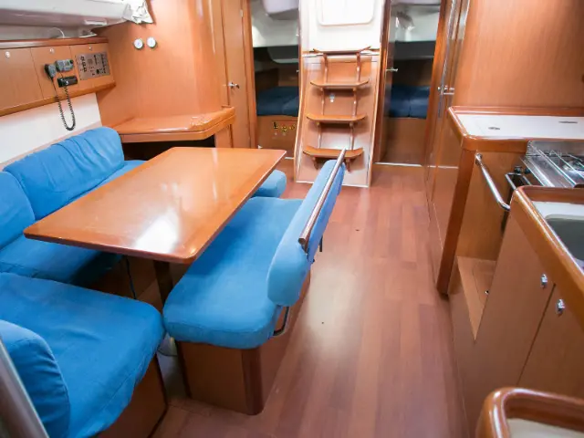 Oceanis 43 - [Internal image]