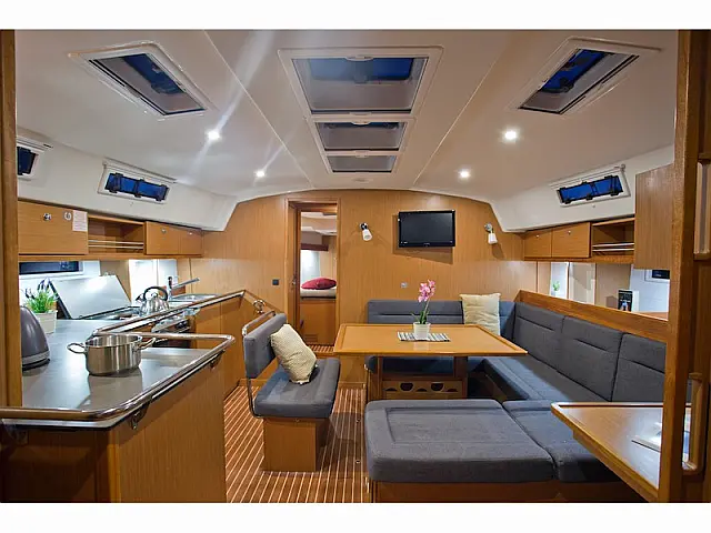 Bavaria 45 - [Internal image]