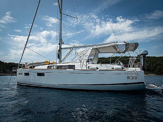 Beneteau Oceanis 35.1 - [External image]