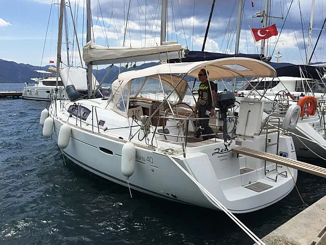 Oceanis 40 - [External image]