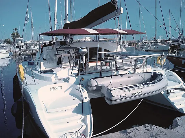 Lagoon 380 S2 - [External image]