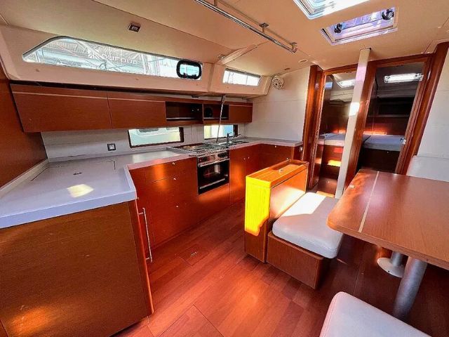 Oceanis 46.1- - [Internal image]