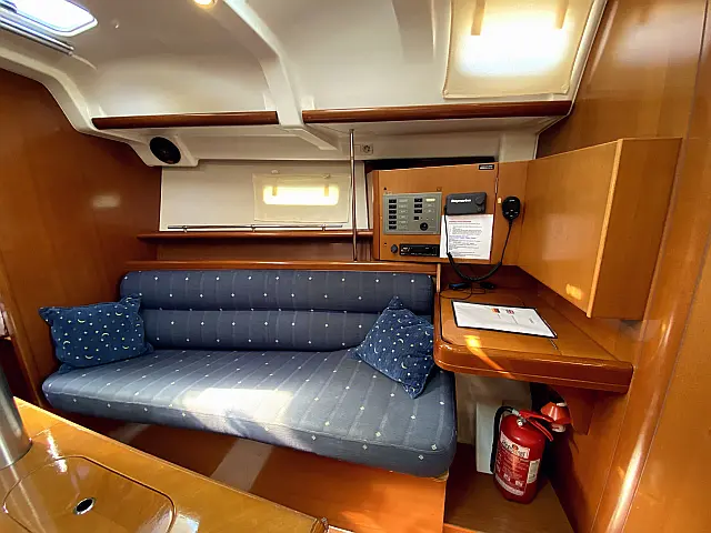 Oceanis 343 - [Internal image]