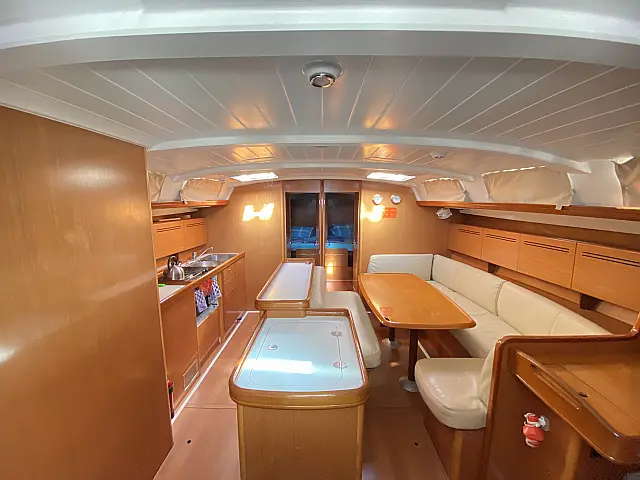 Cyclades 50.5 - [Internal image]