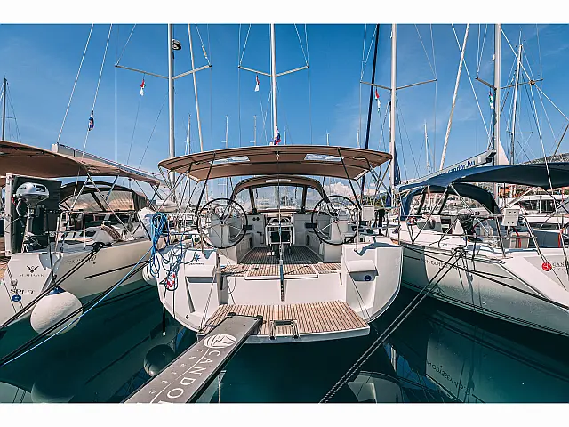 Sun Odyssey 519 - [External image]