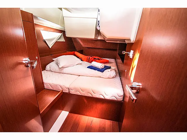 Oceanis 41.1 - [Layout image]