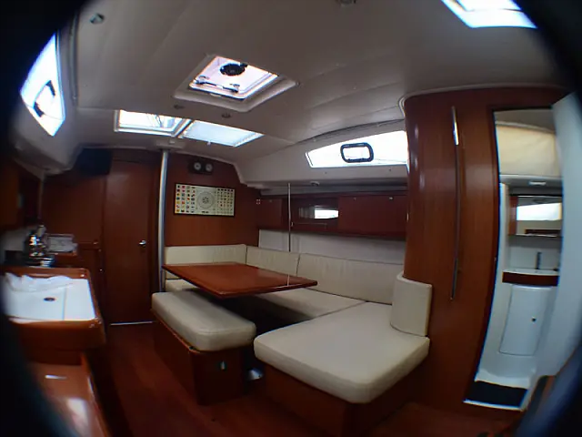 Oceanis 40 - [Internal image]