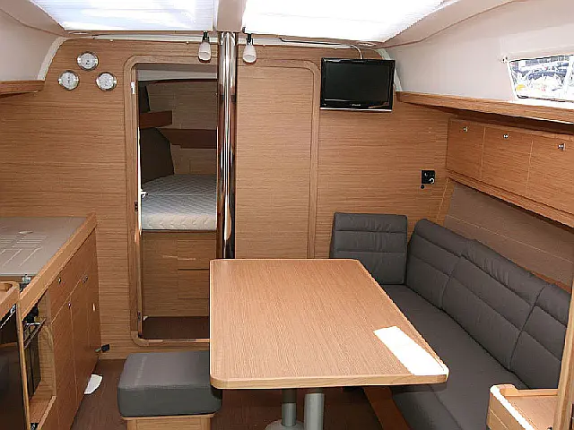 Dufour 382 Grand Large - 3 cab - [Internal image]