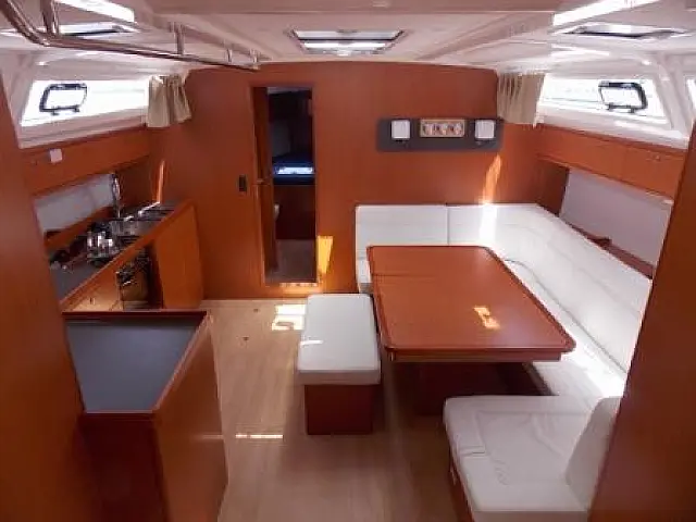 Bavaria Cruiser 46 - [Internal image]