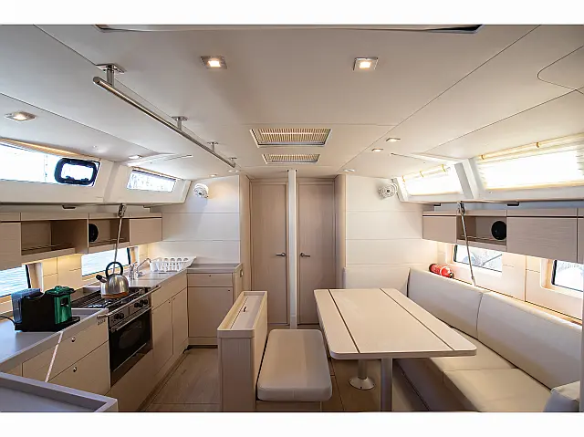 Oceanis 46.1 (5 cab) - [Internal image]