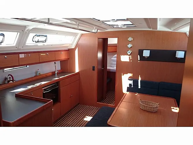 Bavaria Cruiser 46  - [Layout image]