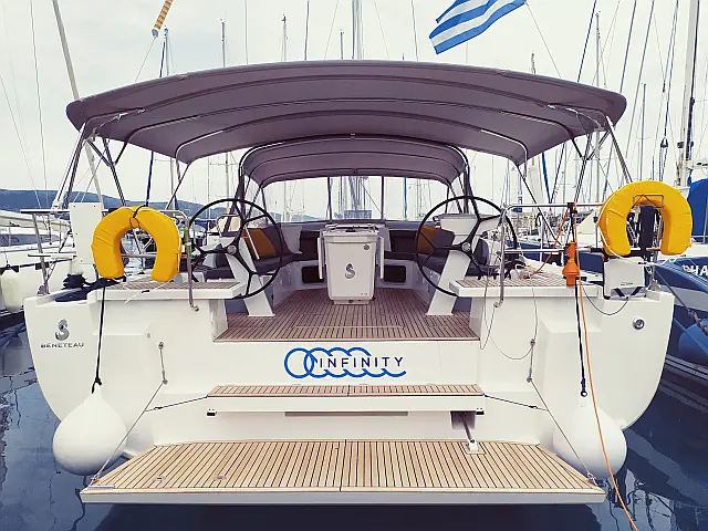 Oceanis 51.1 - [External image]