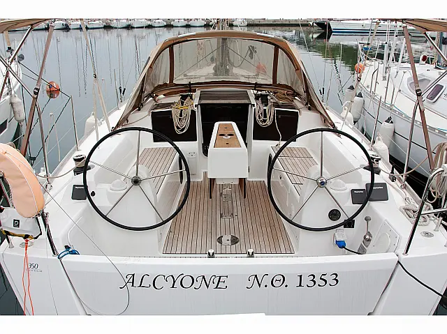 Dufour 350 Grand Large - [External image]