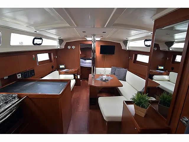 Oceanis 41.1 - [Internal image]