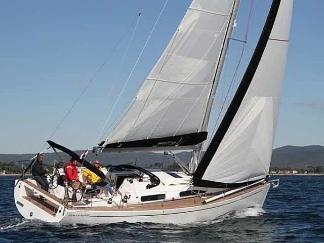 Salona 41 Performance - [External image]