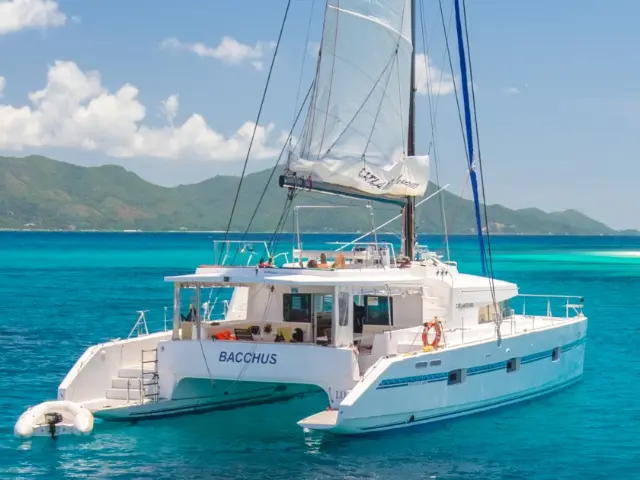 Cocktail Creole Catlante 600 - Cabin Cruise Seychelles - [External image]