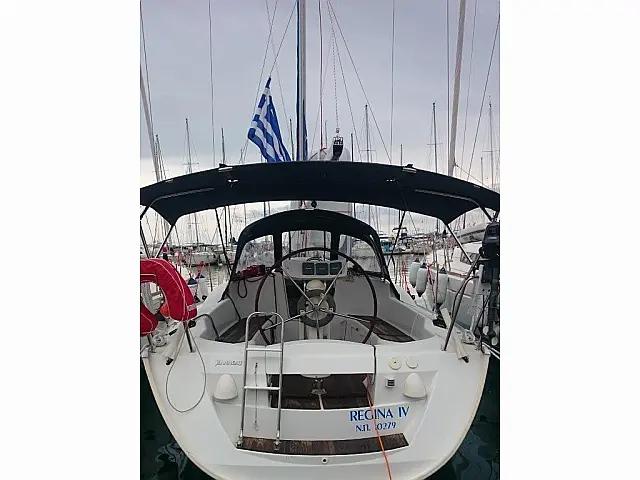 Sun Odyssey 32 i - [External image]