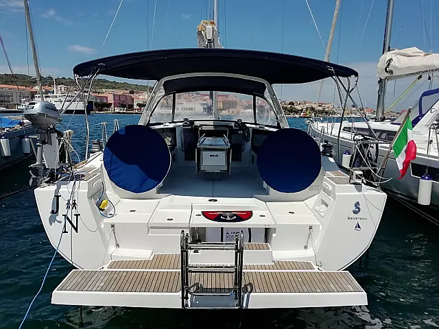 Oceanis 45 - [External image]