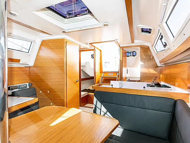 Elan 35 Impression - [Internal image]