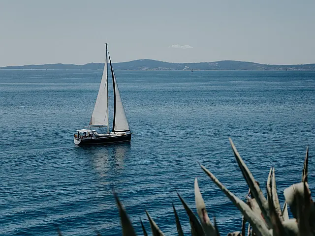 Beneteau Oceanis 48 - [External image]