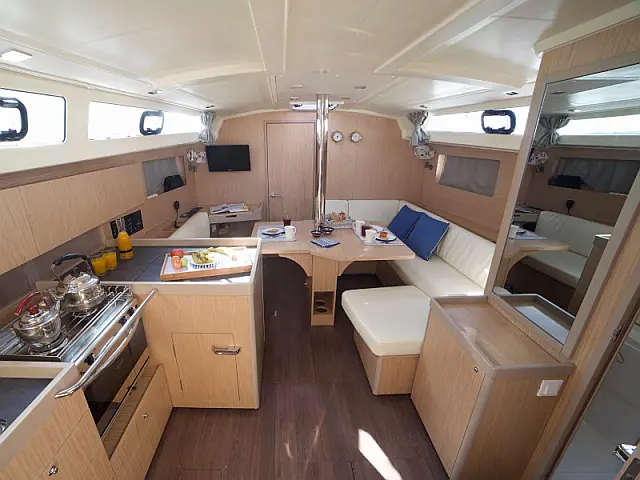 Oceanis 41.1 - [Internal image]