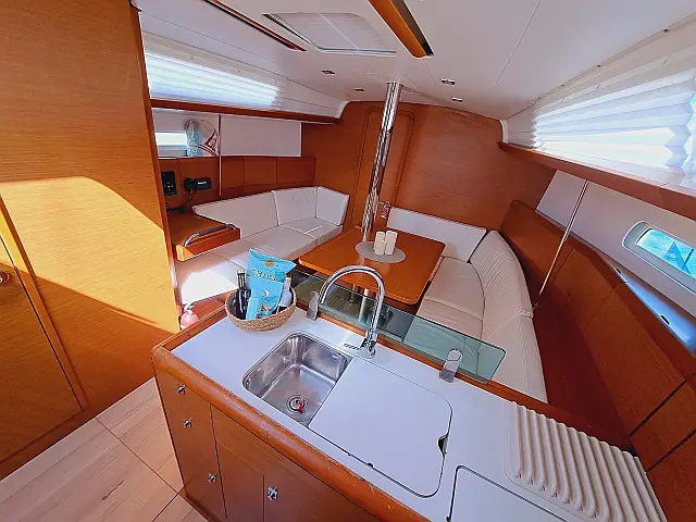 JEANNEAU SO 389 - [Internal image]