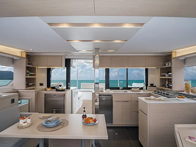 Lagoon 46  - [Internal image]